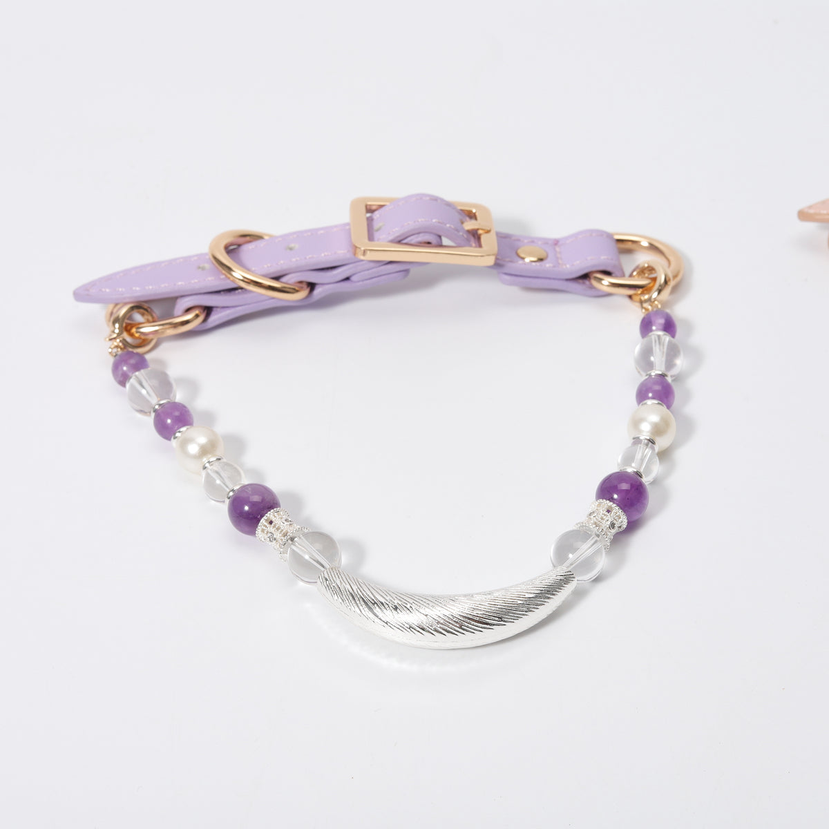 New design healing crystal pet collar - fashionable, high-end, novel. Adjustable in size.